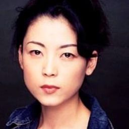 淺野麻由美 飾演 Mannequin Carmine