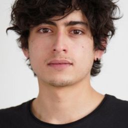 José Antonio Toledano 飾演 Guardia X