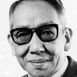 三津田健 飾演 Asabuki