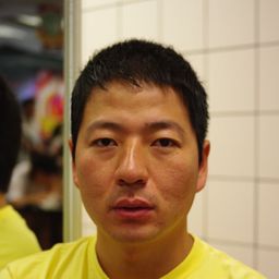 Lee Sang-woo 飾演 Sang-woo