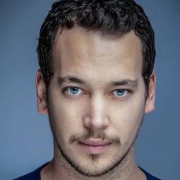 Jonathan Couzinié - 前世的謎樣旅程演員 飾演Joachim