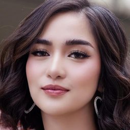 查理·迪桑 飾演 Teddie Salazar