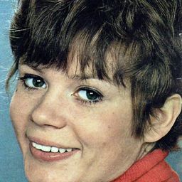 Catherine Lafond 飾演 Rose (Voice)