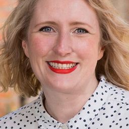 Aislinn Clarke - 血源導演