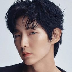 李準基 飾演 Gong-gil