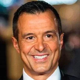 Jorge Mendes 飾演 Self