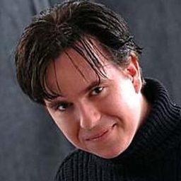 David Šír - 愛情不輪轉演員 飾演Hotel concierge