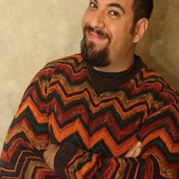 James Balsamo 飾演 Vinnie