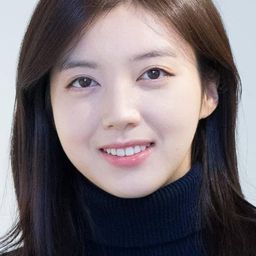 蔡舒辰 飾演 Seo-jin