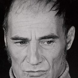 Bernard Haller 飾演 Jean-Pierre's grandfather