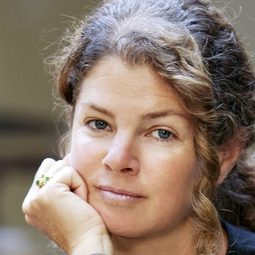 Page Feldman 飾演 Marge (voice)