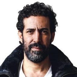 賈爾森桑塔納 飾演 Azarías