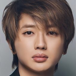 西島隆弘 飾演 Self