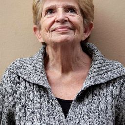 Carme Contreras 飾演 