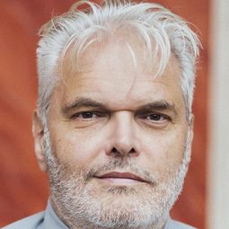 László I. Kish - Family Express演員 飾演Freddy