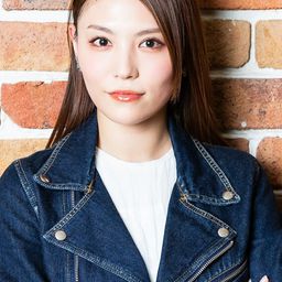 田野 アサミ 飾演 Office Lady