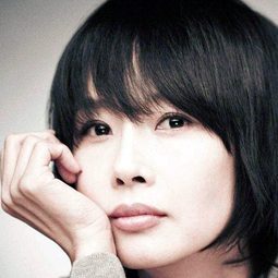 Choi Jin-sil 飾演 Telephonist