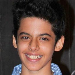 達席爾·薩法瑞 飾演 Ishaan Nandkishore Awasthi