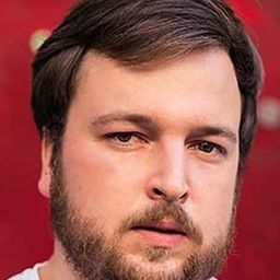 西蒙·羅斯札克 飾演 Wasik