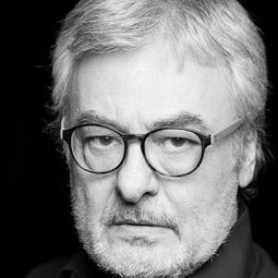 Gelu Nițu 飾演 Boris