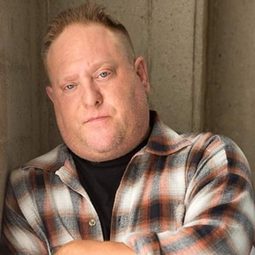 Troy Fromin 飾演 Agent Don