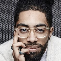 法里 飾演 Himself