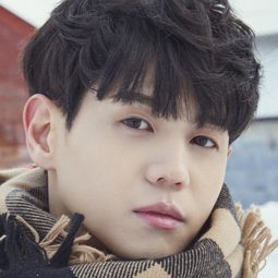 Yang Yo-seop 飾演 Self