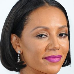 Melanie Brown 飾演 Self