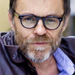 Terry Serio 飾演 Fletch