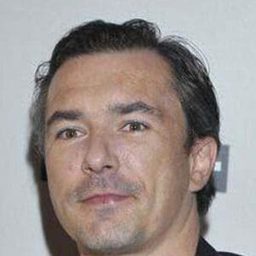 安傑伊·安傑耶夫斯基 - 逆風拳擊手演員 飾演Karol/Charles