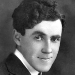 John F. Hamilton - 碼頭風雲演員 飾演'Pop' Doyle