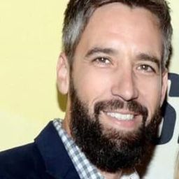 比爾·霍德曼 - 高年級姐妹會: 新篇章導演