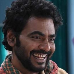 Prasun Gain - 神探巴克希演員 飾演Journalist