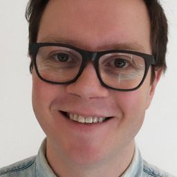 Pål Stokka 飾演 Bjørn Olaf