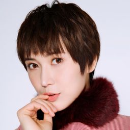 Ou-Yang Jia 飾演 Lin Yujin