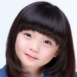 Go Na-Hee 飾演 Young Roo-mi