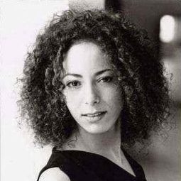 Ines Boughanmi - 反恐局中局演員 飾演French Journalist (uncredited)