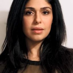 Anaita Shroff Adajania 飾演 Geeta Parekh