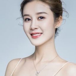 馮青 飾演 Yuan Yuan