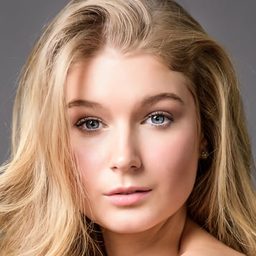 Chelsea Moody 飾演 Young Mom