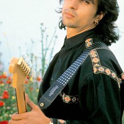 Antonio Flores - 致命美人心演員 飾演