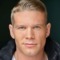 布萊特·齊默曼 飾演 David Barragan