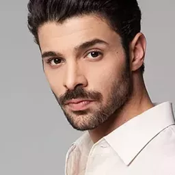 浩伊特·歐茲古·瑟瑞 飾演 Burak