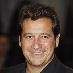 Laurent Gerra 飾演 Self