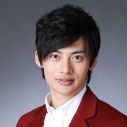 平田雄也 飾演 Ultraman Rosso