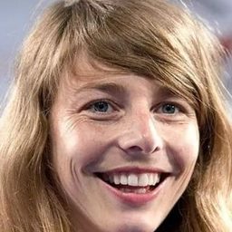 Maelys Ricordeau 飾演 Cyclopette