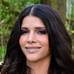 Micaela Schäfer 飾演 Micaela Schäfer