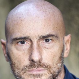 Francesco Meoni - R.D.F. Rumori di fondo演員 飾演Francesco