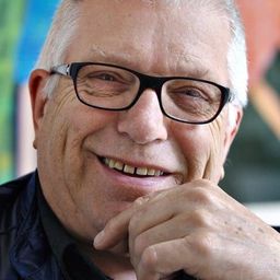 Leif Sylvester 飾演 Smeden