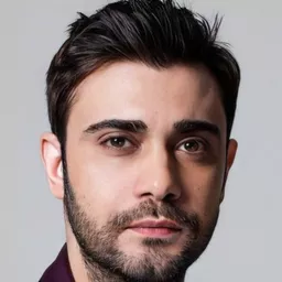 Melih Selçuk 飾演 Yusuf